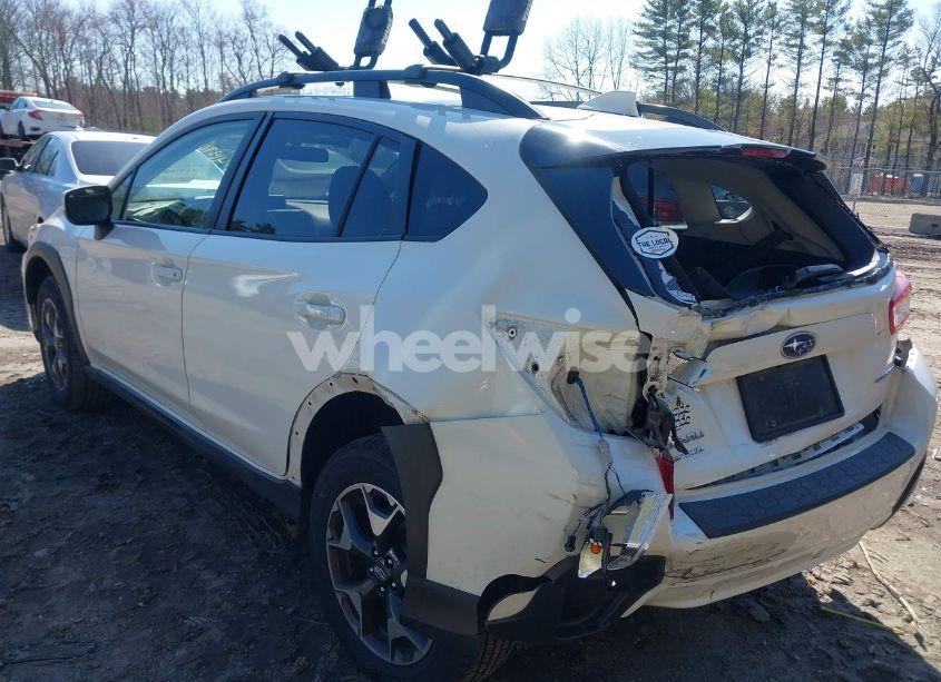 Photo 3 of 2019 Subaru Crosstrek 2.0I PREMIUM (VIN JF2GTAEC5KH229455)