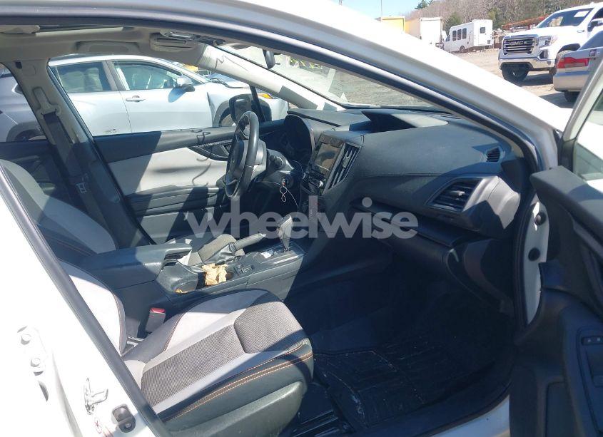 Photo 5 of 2019 Subaru Crosstrek 2.0I PREMIUM (VIN JF2GTAEC5KH229455)