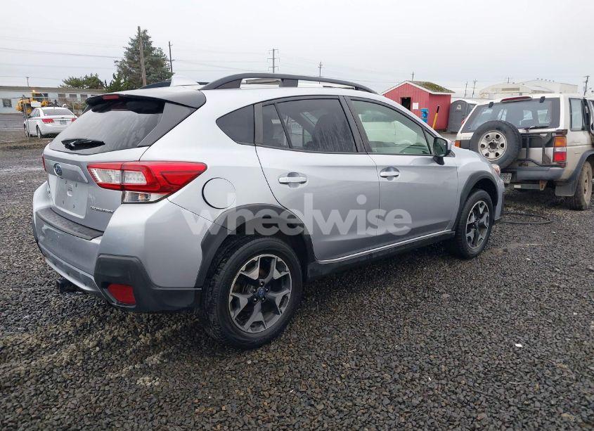 Photo 4 of 2019 Subaru Crosstrek 2.0I PREMIUM (VIN JF2GTAEC5KH285556)