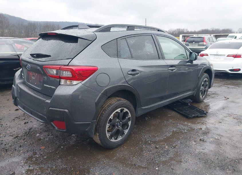 Photo 4 of 2022 Subaru Crosstrek PREMIUM (VIN JF2GTAEC5N8214829)