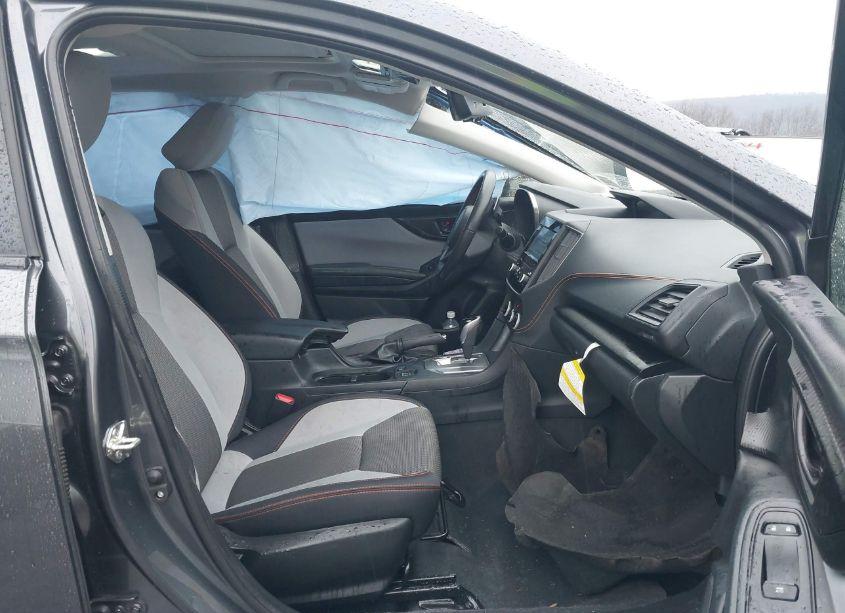 Photo 5 of 2022 Subaru Crosstrek PREMIUM (VIN JF2GTAEC5N8214829)