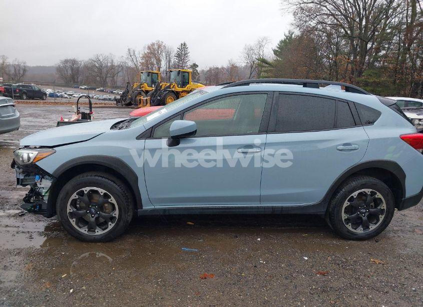 Photo 15 of 2022 Subaru Crosstrek PREMIUM (VIN JF2GTAEC5NH268695)