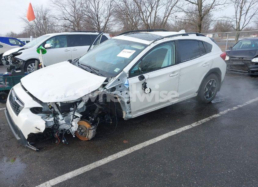 Photo 2 of 2020 Subaru Crosstrek PREMIUM (VIN JF2GTAEC6LH248694)