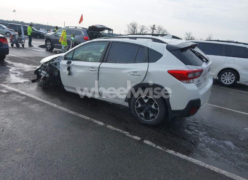 Photo 3 of 2020 Subaru Crosstrek PREMIUM (VIN JF2GTAEC6LH248694)