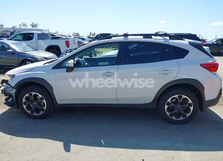 Photo 15 of 2022 Subaru Crosstrek PREMIUM (VIN JF2GTAEC6N8220560)