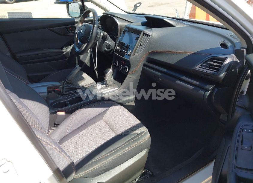 Photo 5 of 2022 Subaru Crosstrek PREMIUM (VIN JF2GTAEC6N8220560)