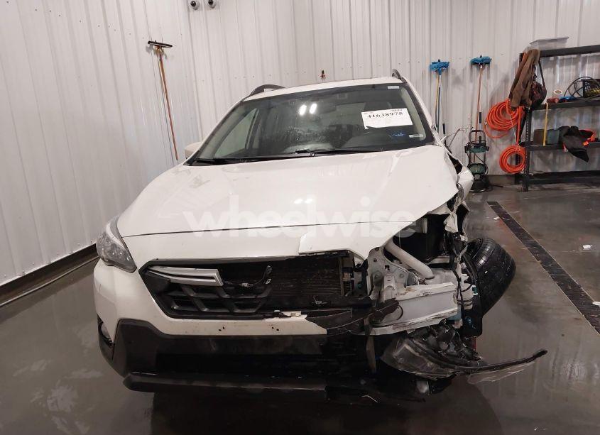 Photo 12 of 2022 Subaru Crosstrek PREMIUM (VIN JF2GTAEC6NH210837)