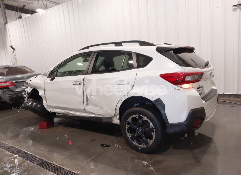 Photo 14 of 2022 Subaru Crosstrek PREMIUM (VIN JF2GTAEC6NH210837)