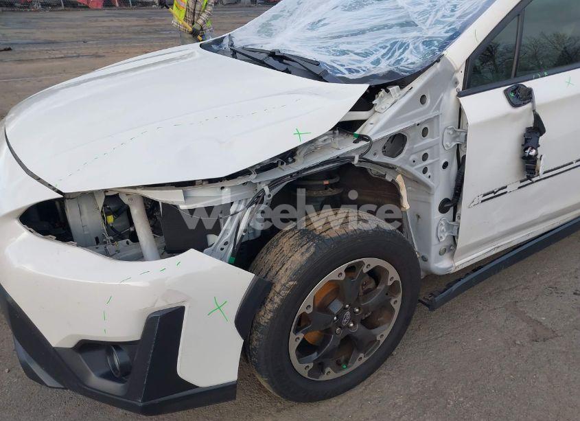 Photo 6 of 2022 Subaru Crosstrek PREMIUM (VIN JF2GTAEC7NH232703)