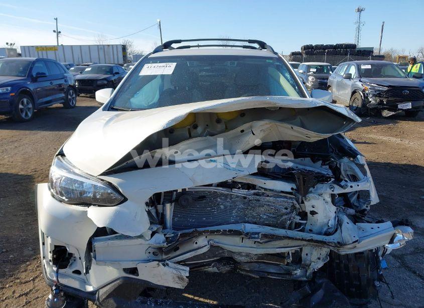 Photo 6 of 2019 Subaru Crosstrek 2.0I PREMIUM (VIN JF2GTAEC8K8296034)