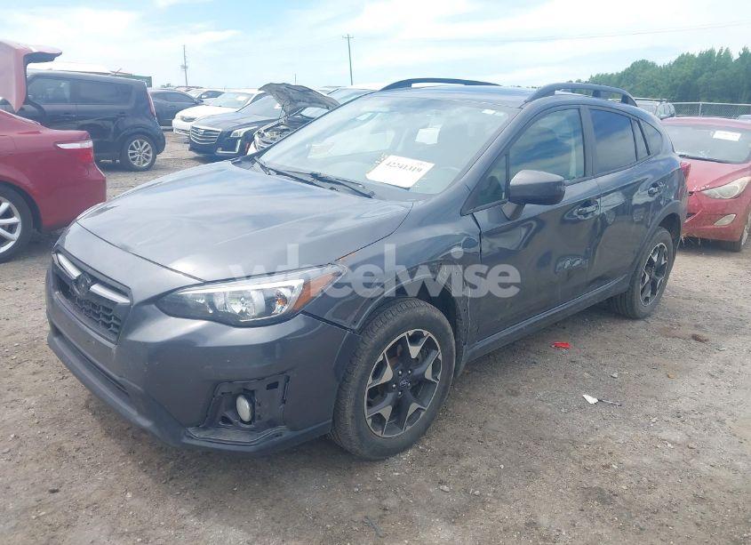 Photo 2 of 2020 Subaru Crosstrek PREMIUM (VIN JF2GTAECXLH244454)