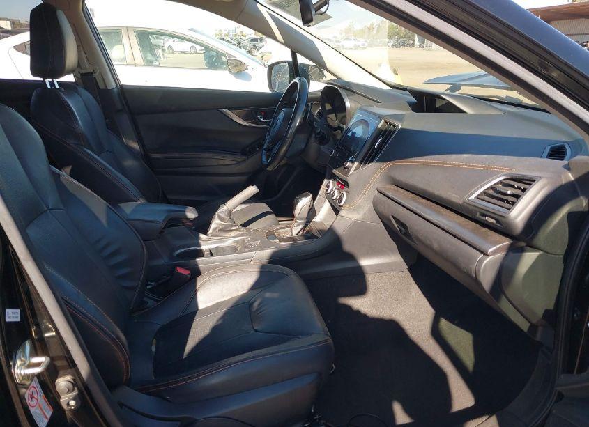 Photo 5 of 2018 Subaru Crosstrek 2.0I LIMITED (VIN JF2GTAJC2JH257167)