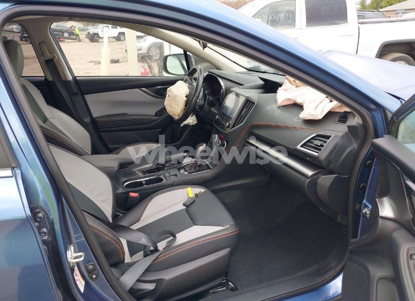 Photo 5 of 2018 Subaru Crosstrek 2.0I LIMITED (VIN JF2GTAJC3JH298116)