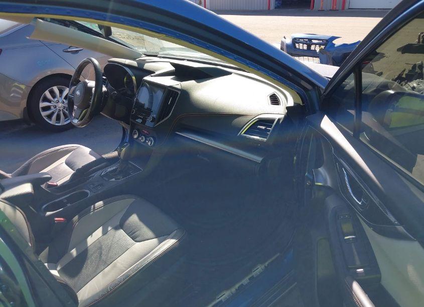 Photo 5 of 2018 Subaru Crosstrek LIMITED (VIN JF2GTAJC4JH237924)