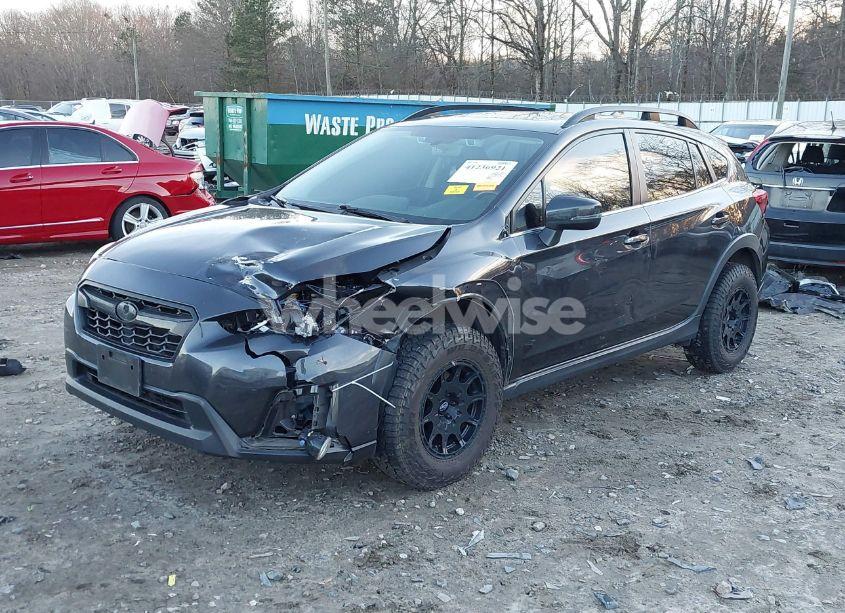 Photo 2 of 2018 Subaru Crosstrek 2.0I LIMITED (VIN JF2GTALC0JH320490)