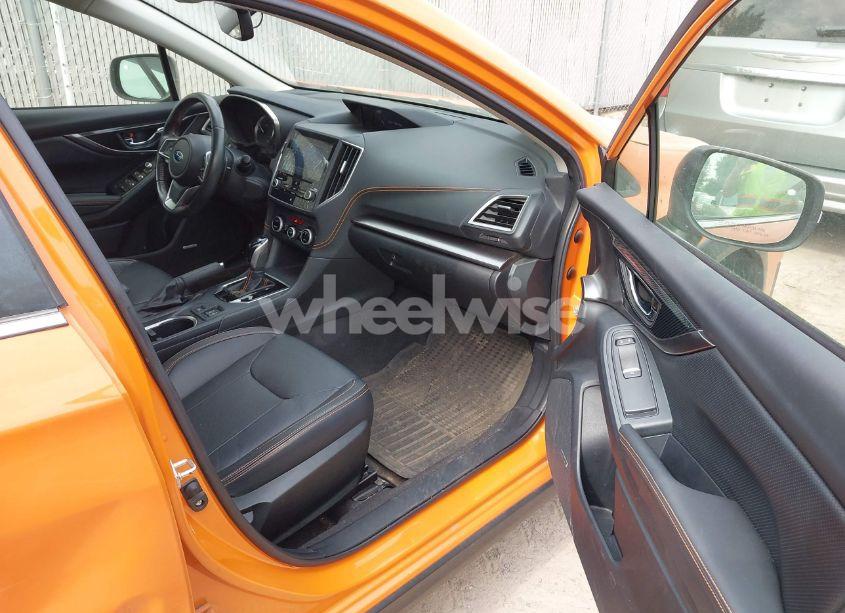 Photo 5 of 2018 Subaru Crosstrek 2.0I LIMITED (VIN JF2GTAMC1J8348104)