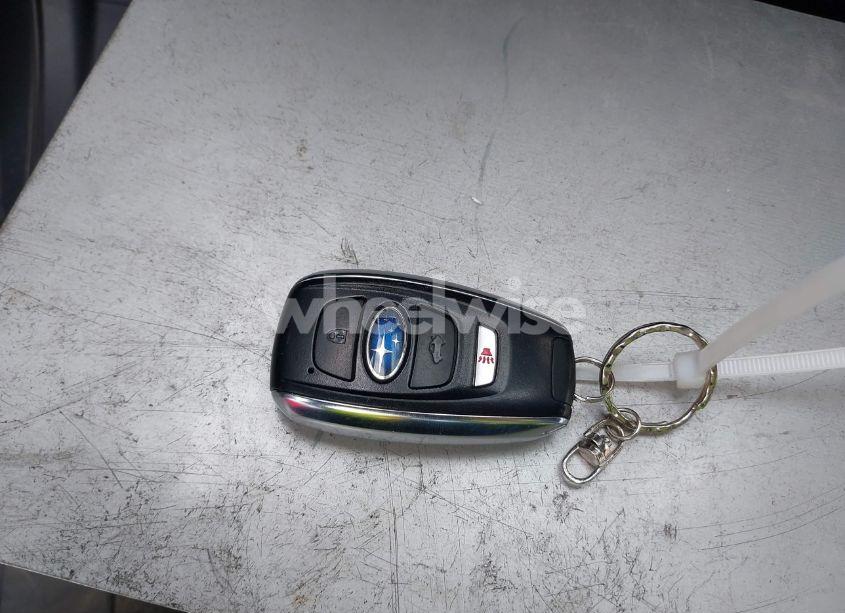 Photo 11 of 2020 Subaru Crosstrek LIMITED (VIN JF2GTAMC2L8245969)