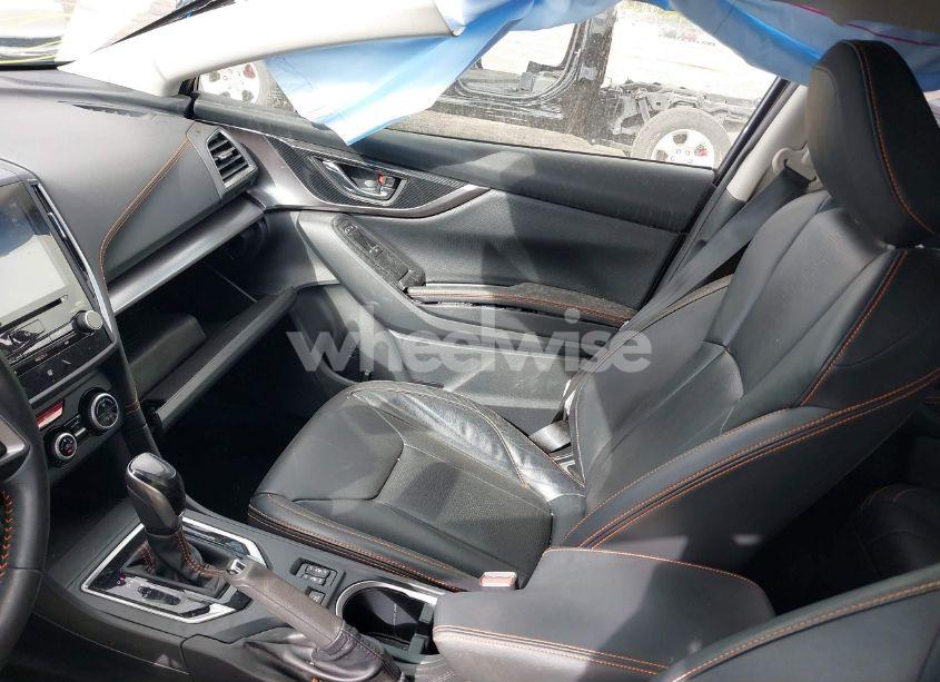 Photo 5 of 2020 Subaru Crosstrek LIMITED (VIN JF2GTAMC2L8245969)