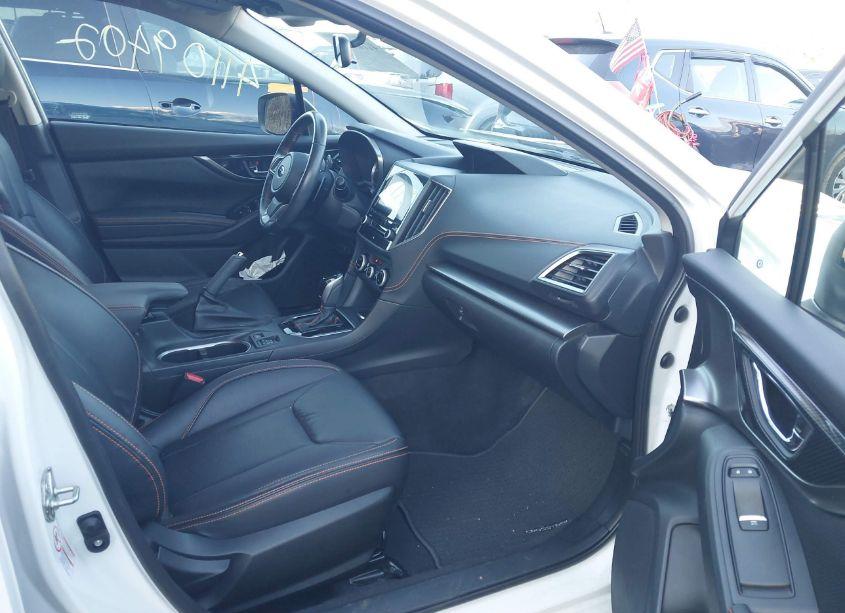 Photo 5 of 2020 Subaru Crosstrek LIMITED (VIN JF2GTAMC3LH259783)