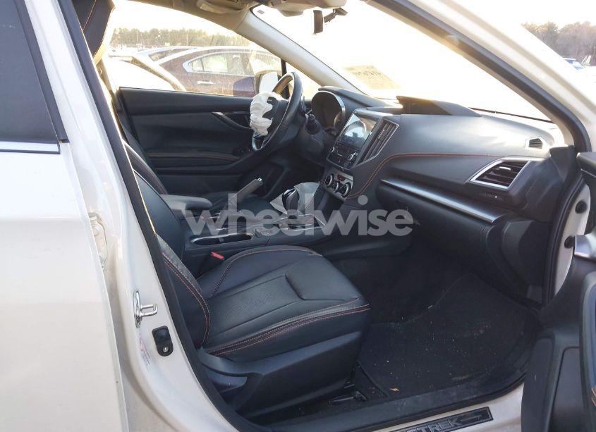 Photo 5 of 2019 Subaru Crosstrek 2.0I LIMITED (VIN JF2GTAMC6KH330067)