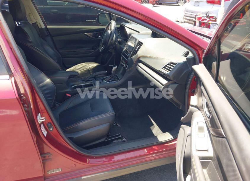 Photo 5 of 2018 Subaru Crosstrek 2.0I LIMITED (VIN JF2GTAMC7JH217856)