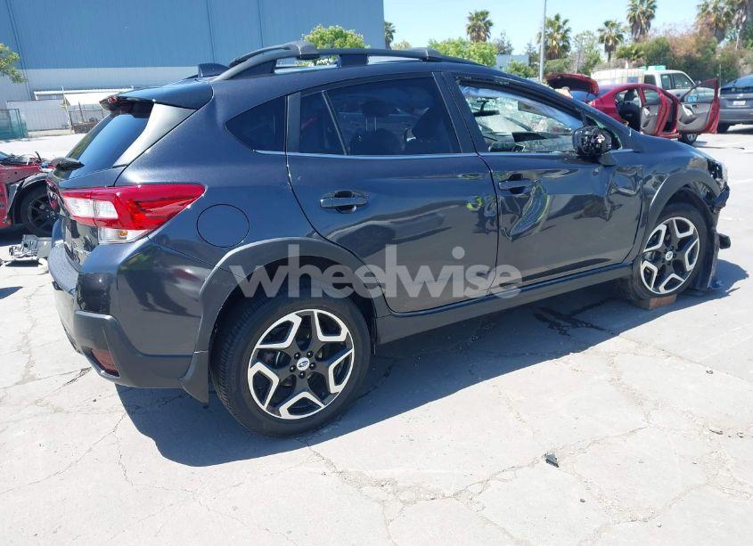 Photo 4 of 2018 Subaru Crosstrek 2.0I LIMITED (VIN JF2GTAMC8JH347709)