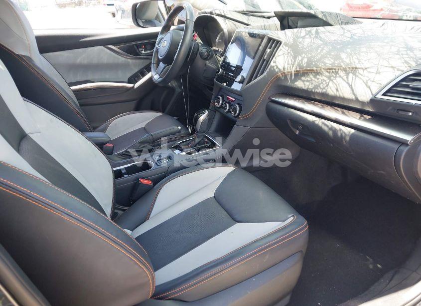 Photo 5 of 2018 Subaru Crosstrek 2.0I LIMITED (VIN JF2GTAMC8JH347709)