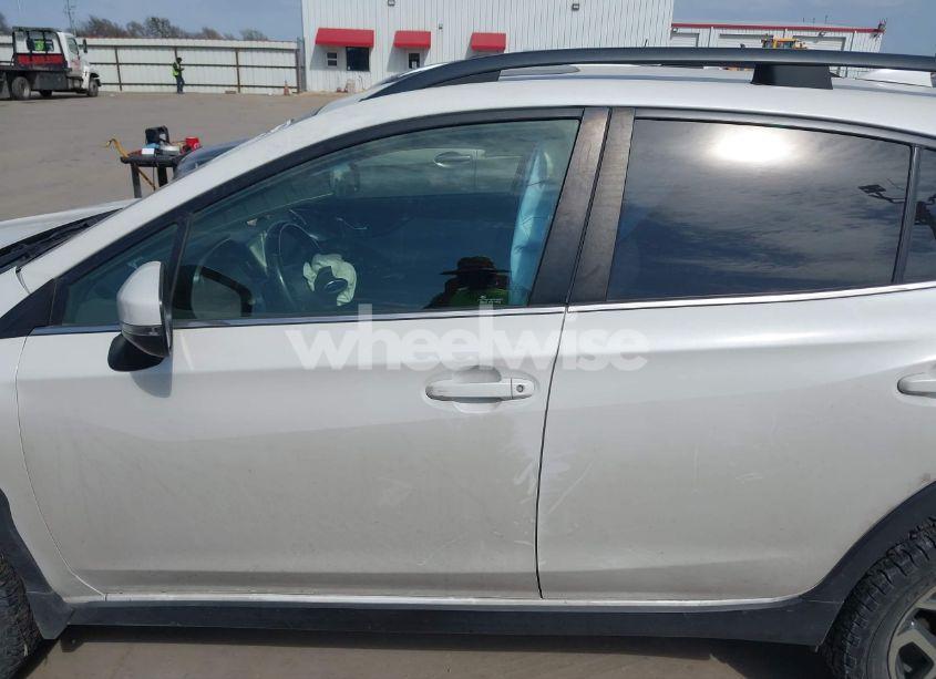 Photo 14 of 2018 Subaru Crosstrek 2.0I LIMITED (VIN JF2GTAMC9JH289836)