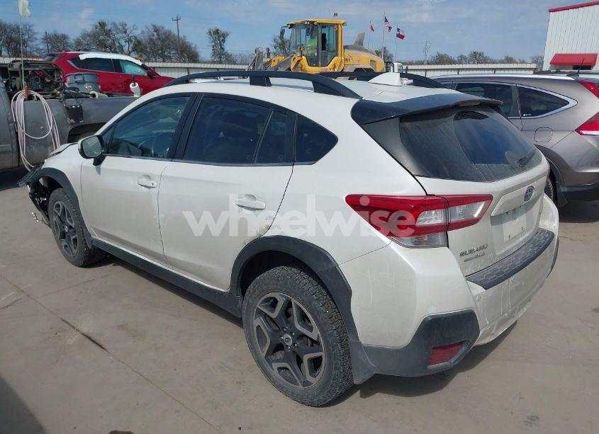 Photo 3 of 2018 Subaru Crosstrek 2.0I LIMITED (VIN JF2GTAMC9JH289836)