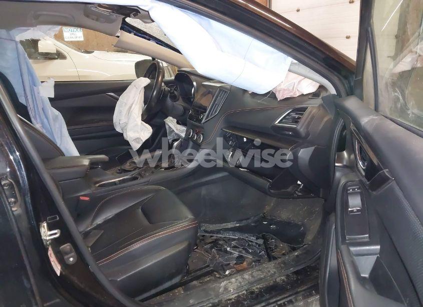 Photo 5 of 2019 Subaru Crosstrek 2.0I LIMITED (VIN JF2GTAMC9K8372703)