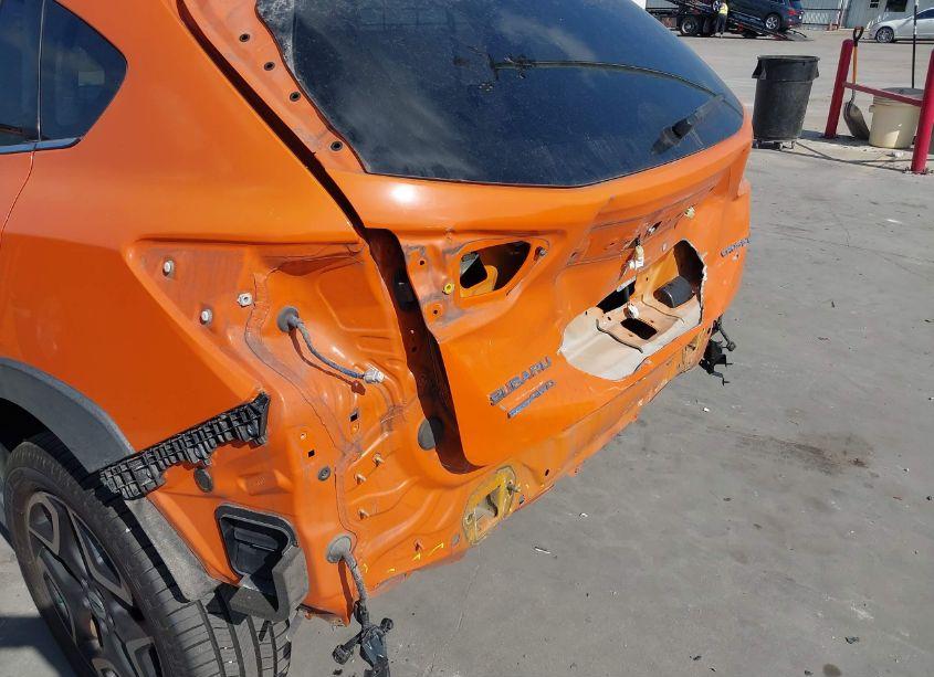 Photo 6 of 2018 Subaru Crosstrek 2.0I LIMITED (VIN JF2GTAMCXJ8216636)