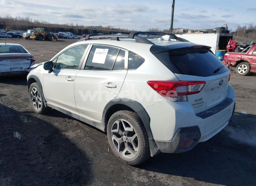 Photo 3 of 2018 Subaru Crosstrek 2.0I LIMITED (VIN JF2GTAMCXJ8301024)