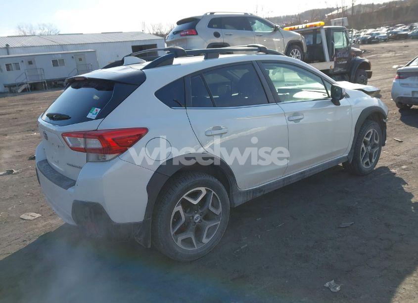 Photo 4 of 2018 Subaru Crosstrek 2.0I LIMITED (VIN JF2GTAMCXJ8301024)