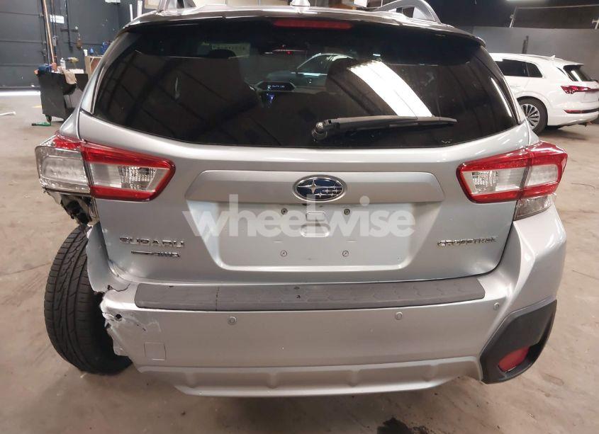 Photo 16 of 2018 Subaru Crosstrek 2.0I LIMITED (VIN JF2GTAMCXJH213476)