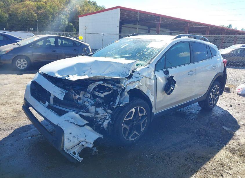 Photo 2 of 2020 Subaru Crosstrek LIMITED (VIN JF2GTANC8LH240869)