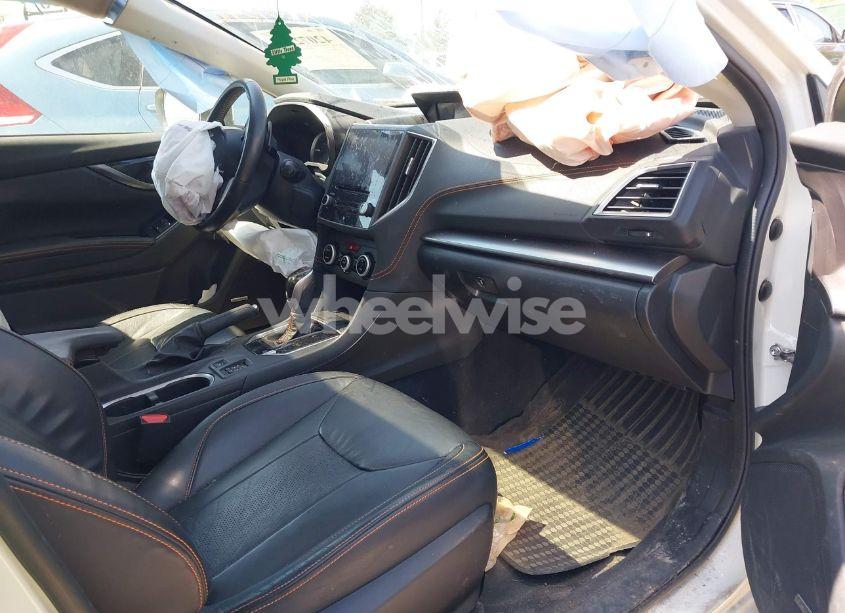 Photo 5 of 2019 Subaru Crosstrek 2.0I LIMITED (VIN JF2GTANC9K8392223)