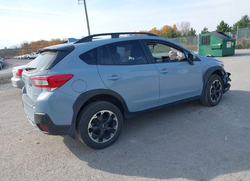 Photo 4 of 2022 Subaru Crosstrek PREMIUM (VIN JF2GTAPC0N8237061)