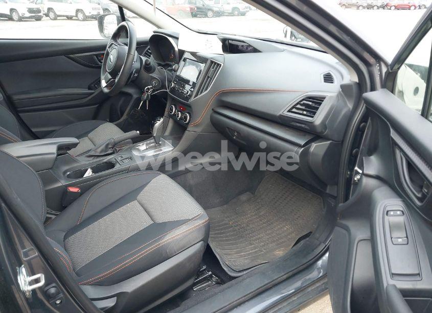 Photo 5 of 2022 Subaru Crosstrek PREMIUM (VIN JF2GTAPC0N8280735)