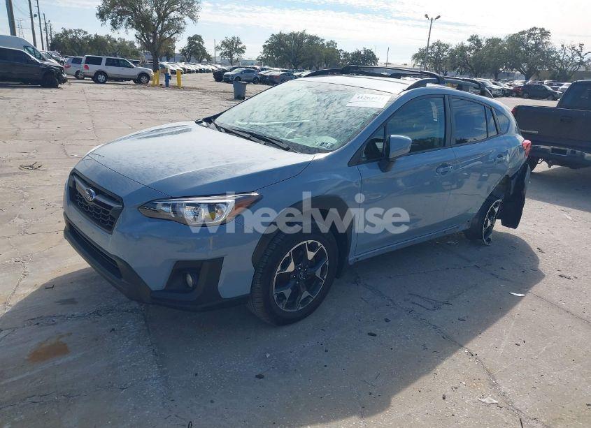 Photo 2 of 2020 Subaru Crosstrek PREMIUM (VIN JF2GTAPC1L8268994)