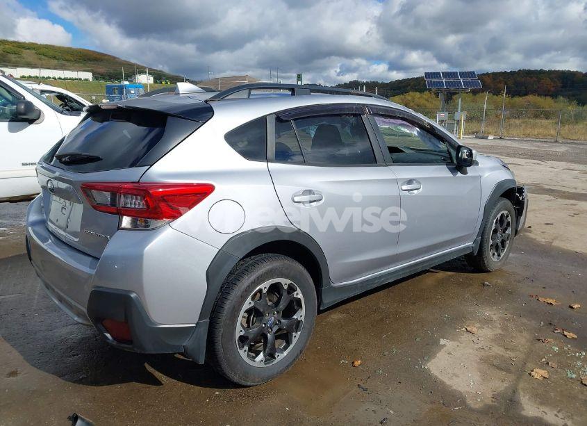 Photo 4 of 2021 Subaru Crosstrek PREMIUM (VIN JF2GTAPC1M8319900)