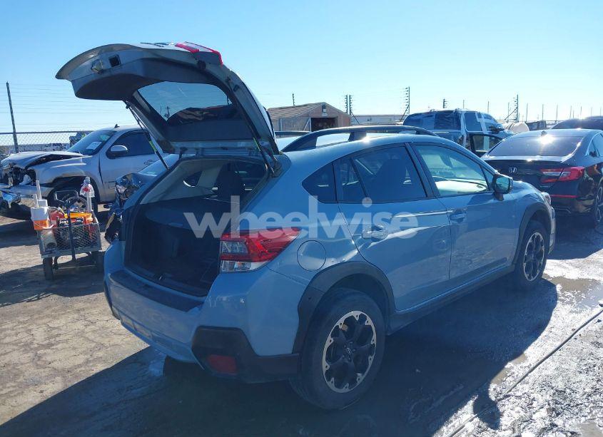 Photo 4 of 2021 Subaru Crosstrek PREMIUM (VIN JF2GTAPC1M8373021)
