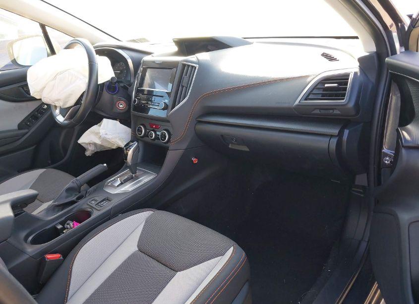 Photo 5 of 2020 Subaru Crosstrek PREMIUM (VIN JF2GTAPC2LH249077)