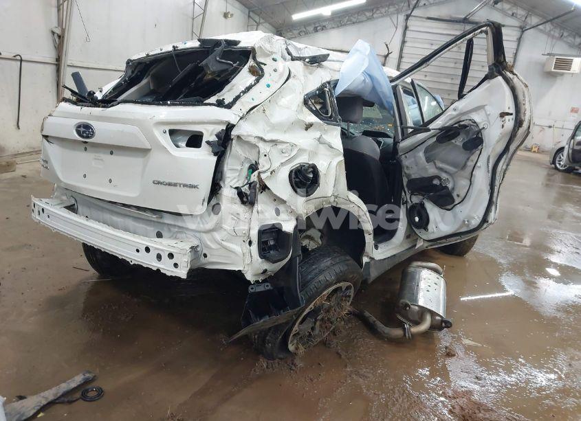 Photo 4 of 2021 Subaru Crosstrek PREMIUM (VIN JF2GTAPC2M8346121)