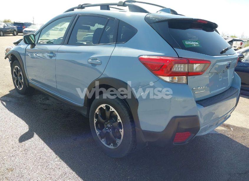 Photo 3 of 2022 Subaru Crosstrek PREMIUM (VIN JF2GTAPC2N8269946)