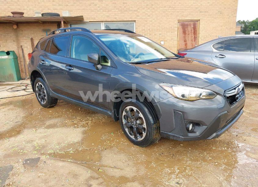 2021 Subaru Crosstrek PREMIUM (VIN JF2GTAPC3M8270943) main photo