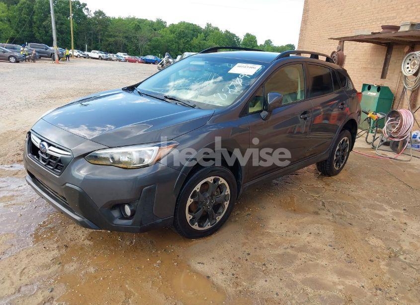 Photo 2 of 2021 Subaru Crosstrek PREMIUM (VIN JF2GTAPC3M8270943)