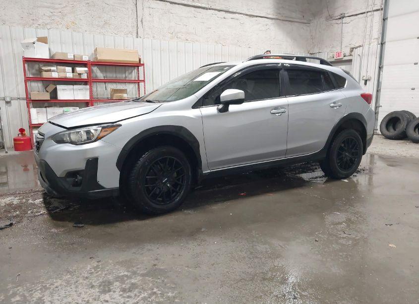 Photo 2 of 2022 Subaru Crosstrek PREMIUM (VIN JF2GTAPC3N8201543)