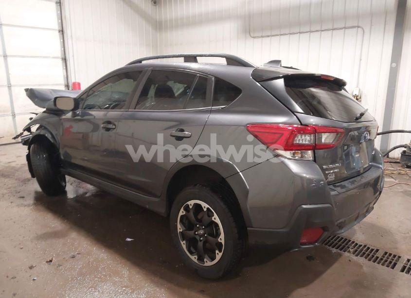 Photo 3 of 2022 Subaru Crosstrek PREMIUM (VIN JF2GTAPC3N8284987)