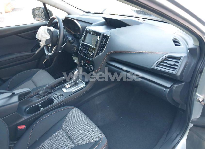 Photo 5 of 2022 Subaru Crosstrek PREMIUM (VIN JF2GTAPC4N8208324)