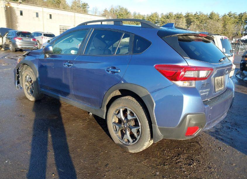 Photo 3 of 2020 Subaru Crosstrek PREMIUM (VIN JF2GTAPC5L8205798)
